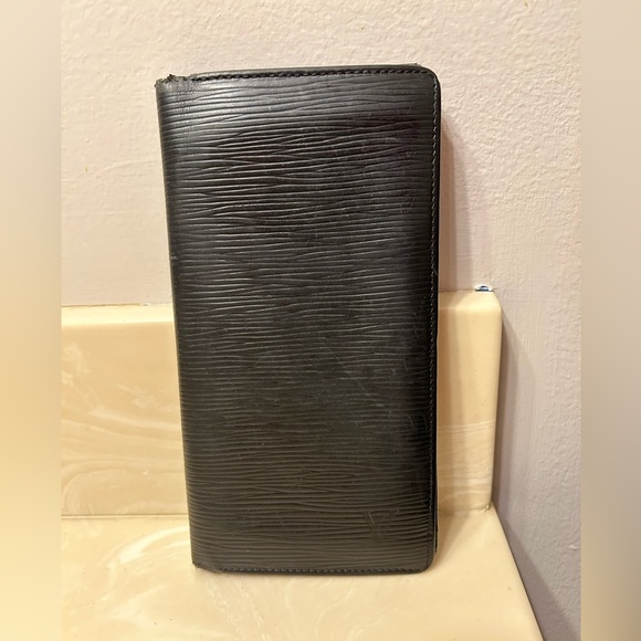 Louis Vuitton Long Wallet Black Leather Epi